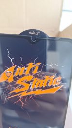 گلس آنتی‌استاتیک – ضدخش، نشکن و بدون حباب - تصویر 7